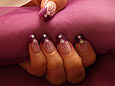  Nail art with hologram stars and airbrush colour